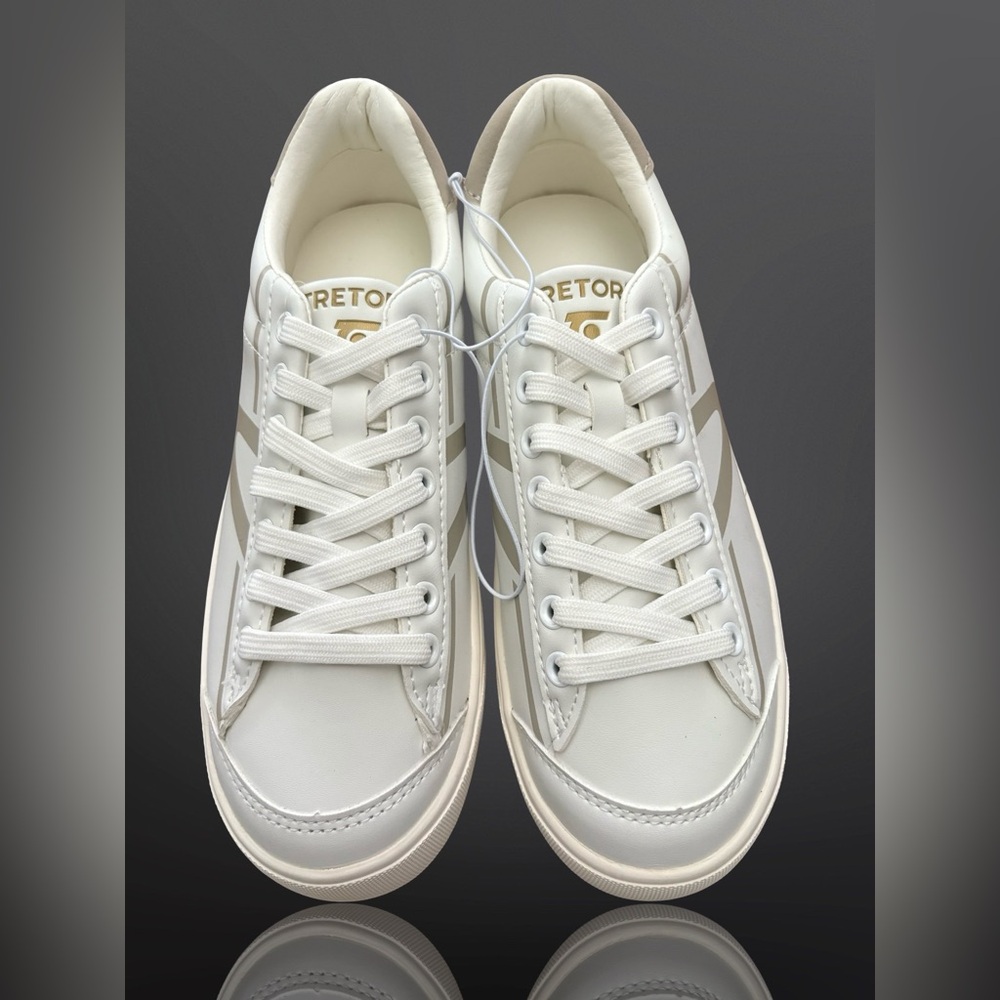 Tretorn Woman Sneakers Classic Low-Top Design Cream White & Gray Size 6.5
